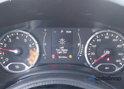 2018 Jeep Renegade Latitude 4X4 z USA, uszkodzony, nr VIN ZACCJBBB5JPH91657